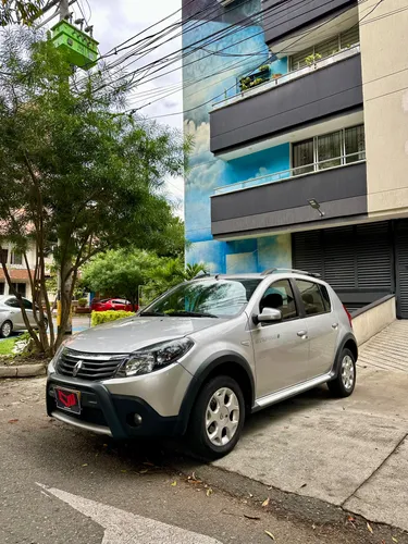 RENAULT SANDERO STEPWAY 