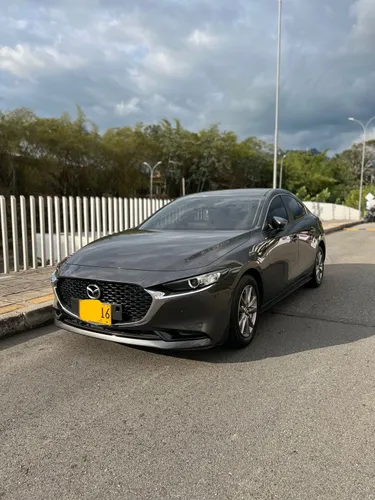Mazda 3 Touring 2020