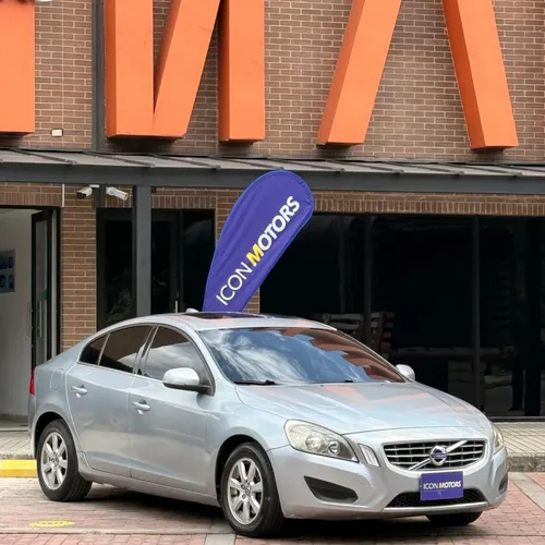 Volvo S60 T5 2011