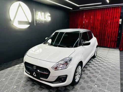 Suzuki Swift Híbrido 