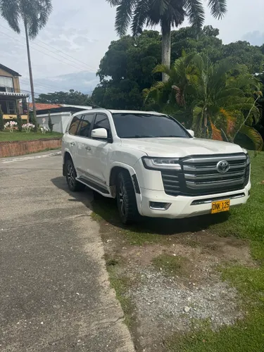 Toyota Lc200 Vx 2017