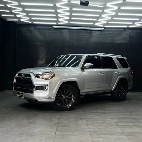 Toyota 4Runner Limited Blindaje 2