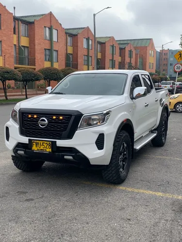 Nissan Frontier 25 MT 2022  4x4