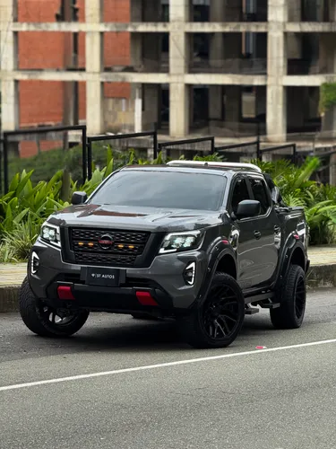 Nissan Frontier np300 2023