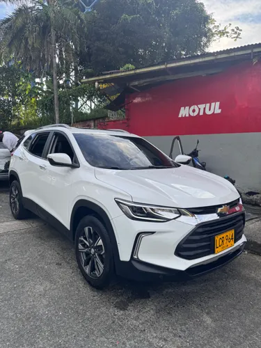 Chevrolet tracker premier AT