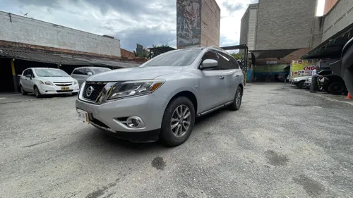 Nissan Pathfinder Exclusive 2014