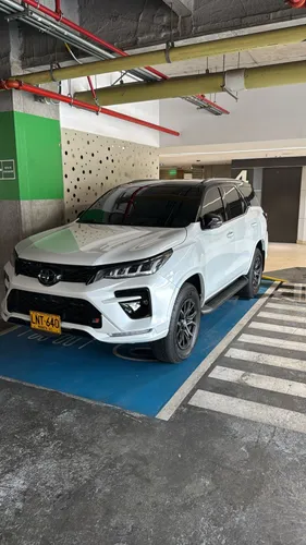 TOYOTA FORTUNER GR 2023