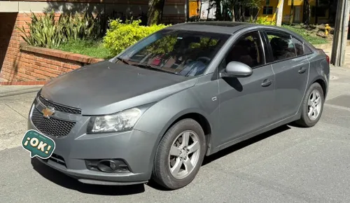 CHEVROLET CRUZE 2011 AUTOMATICO CUERO Y ESCOTILLA