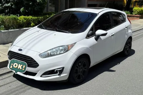 FORD FIESTA 2014 AUTOMATICO FULL EQUIPO Y ESCOTILLA