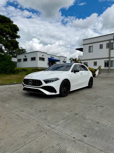 Mercedes Benz a35 amg 2023 
