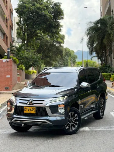 Mitsubishi Montero TAKAI Sport 2023 