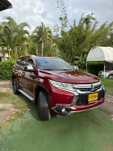 Mitsubishi montero 4x4 sport 2018