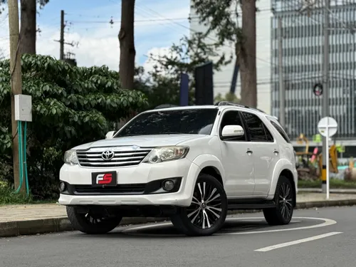 TOYOTA FORTUNER SR5 BLINDADA 2013