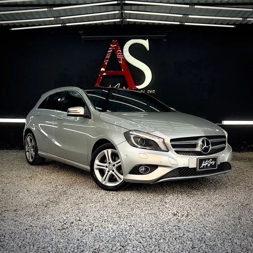 MERCEDES BENZ A200 PLATA 1.6 2016 AT