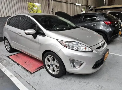 Ford Fiesta Se 2012