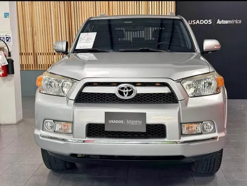 Toyota 4Runner Limited 2011