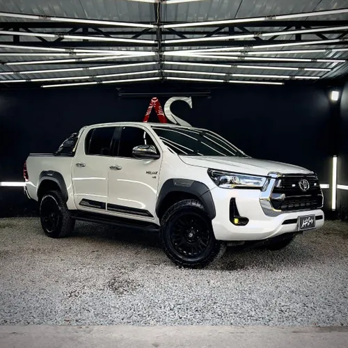 TOYOTA HILUX SRX BLANCO 4.0 2023 AT