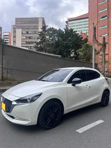 Mazda 2 Grand touring LX 