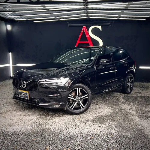 VOLVO XC60 T50 R DESIGN NEGRO 2.0 2021 AT