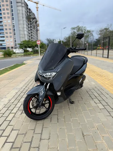 Yamaha Nmax conected 2023
