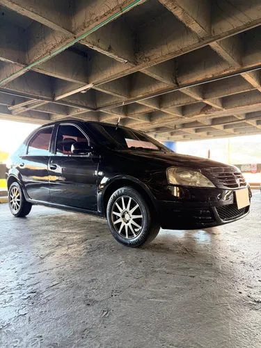 Renault Logan Familier 2011