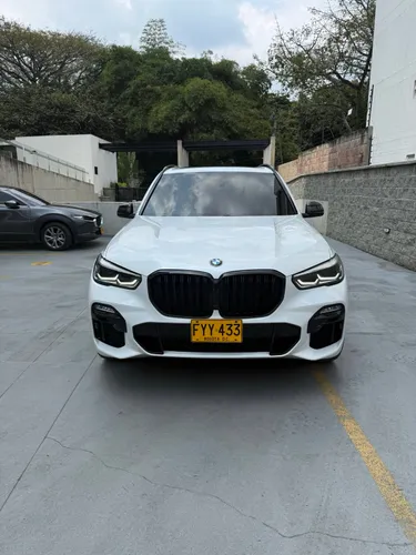 BMW x5 M40i