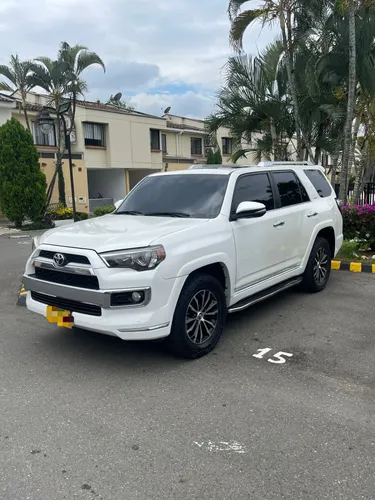 TOYOTA 4RUNNER LIMITED 2015