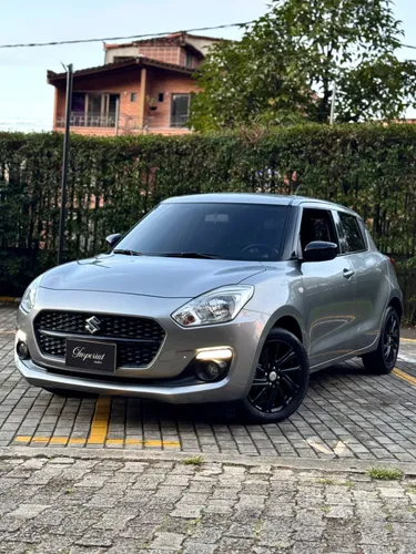 SUZUKI SWIFT HÍBRIDO 2022