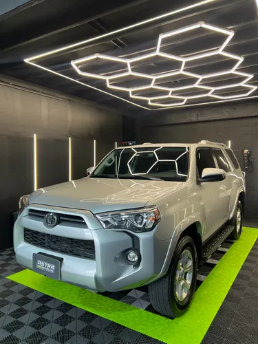 Toyota 4Runner 4.0 SR5 4x4 2024 