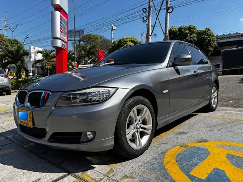 BMW 320 2012