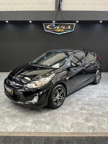 HYUNDAI ACCENT GL  2012
