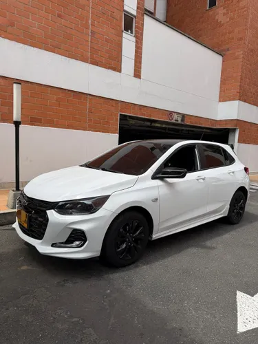 CHEVROLET ONIX RS 2024 MECÁNICO 