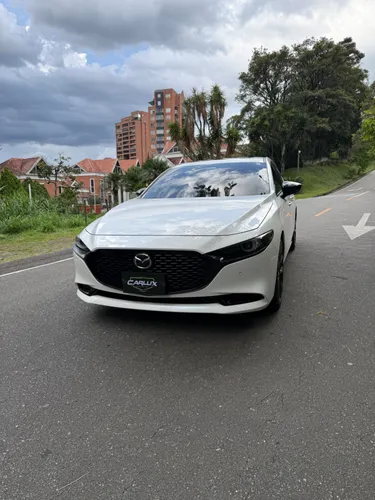 MAZDA 3 GRAND TOURING LX CARBON EDITION 2024