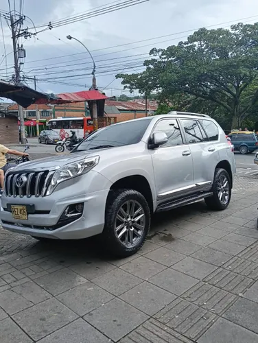 Toyota prado Txl 2011 actualizada 17 diesel 
