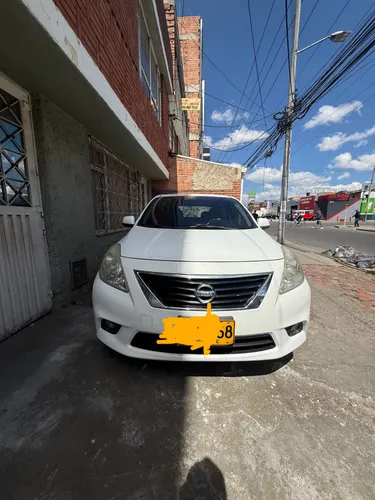 Nissan Versa Modelo 2013