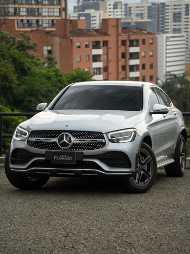 Mercedes Benz glc300e híbrida 2022 