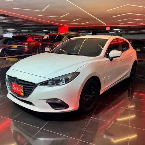 Mazda 3 Sport Hatchback 2015