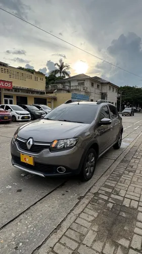 RENAULT SANDERO STEPWAY INTENS 2020 AUTOMÁTICO