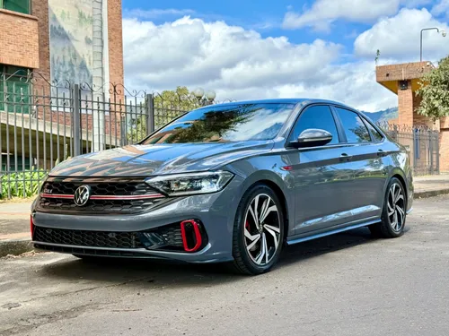 Volkswagen Jetta GLI 2.0 TSI