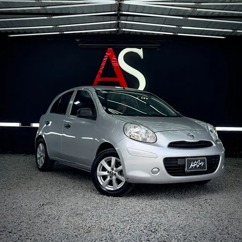 NISSAN MARCH ACTIVE PLATA 1.6 2017