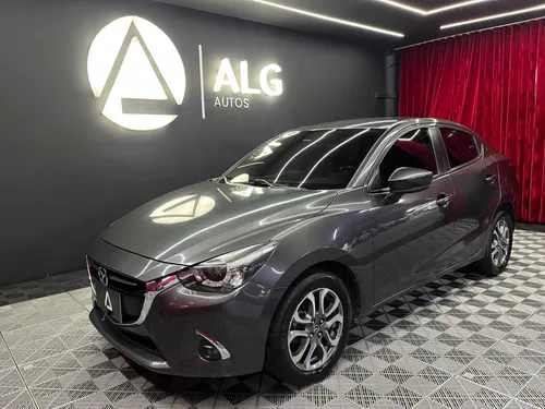 Mazda 2 Sedan Grand Touring LX 