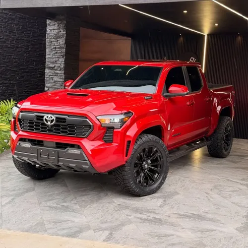 Toyota tacoma TRD sport híbrida 2025 cero km