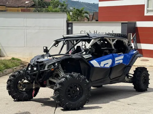 Can am Maverick X3 Max X-es turbo RR