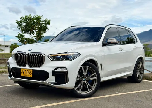 Bmw X5 M50 performance 2021