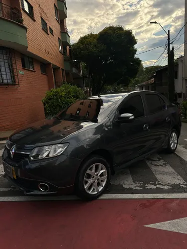  Renault Logan Intens 1.6 - Automático 2018