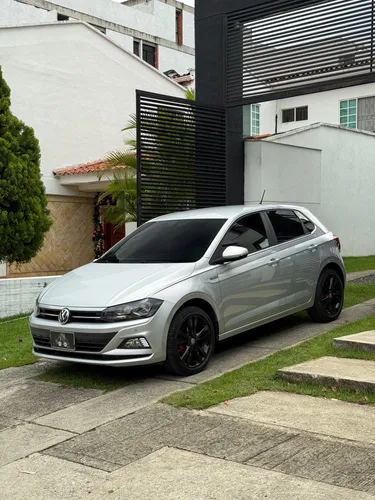 Volkswagen Polo Comfortline AT