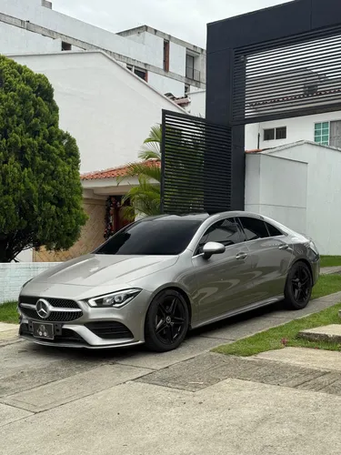 Mercedes Benz CLA 180 