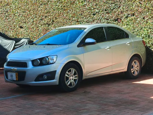CHEVROLET SONIC LT SEDAN 2015 MT