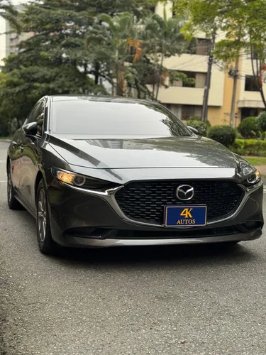 Mazda 3 MHEV Touring 2023