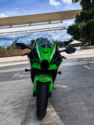 Kawasaki zx10r 
